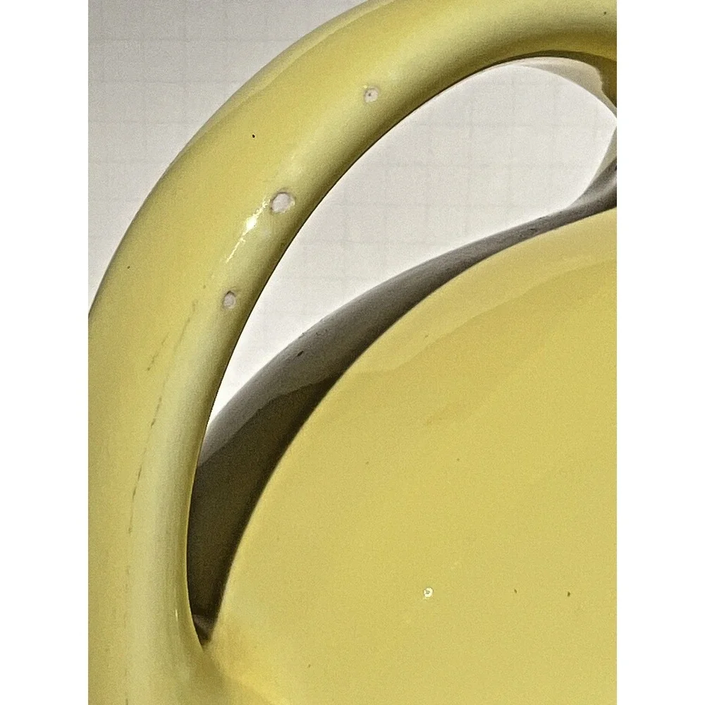 Ball Pitcher Hall China Yellow‎ Ice Lip Mid Century 64 oz Ceramic Vintage Server